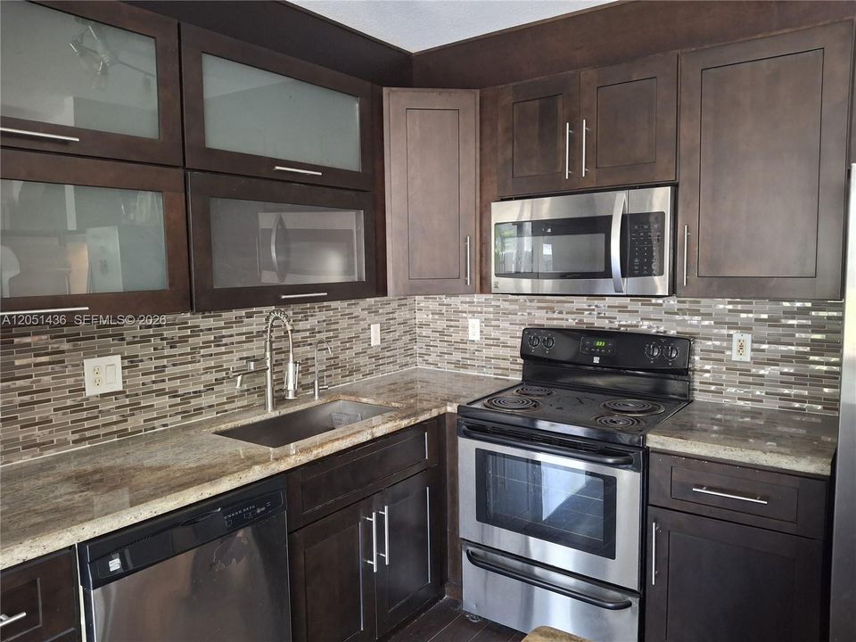 На продажу: $485,000 (3 спален, 2 ванн, 1508 Квадратных фут)