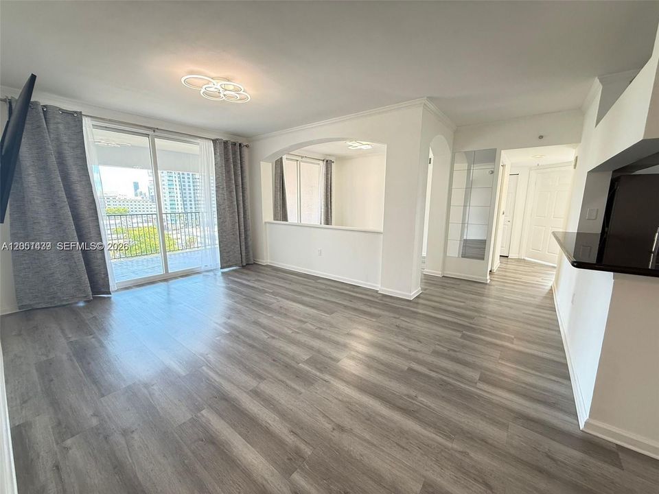 На продажу: $659,000 (3 спален, 2 ванн, 1353 Квадратных фут)