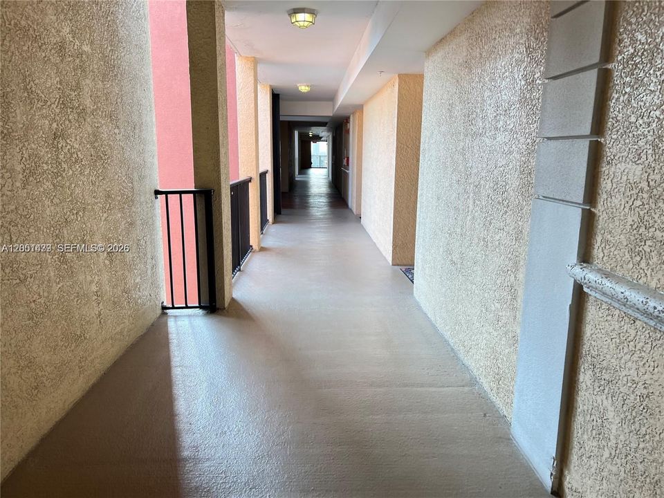 На продажу: $659,000 (3 спален, 2 ванн, 1353 Квадратных фут)