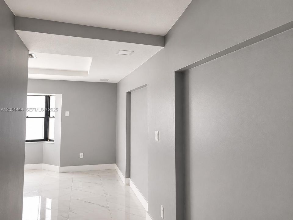 For Rent: $3,200 (3 beds, 3 baths, 2030 Square Feet)