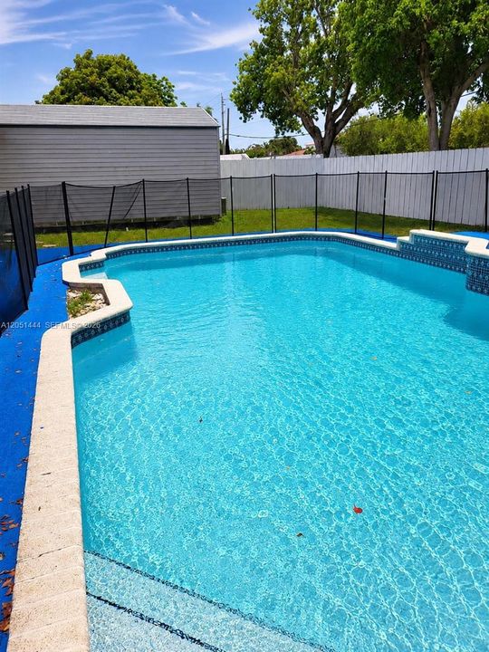 For Rent: $3,200 (3 beds, 3 baths, 2030 Square Feet)
