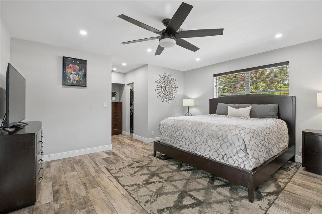 21-Maitlen-4601 W Hawthorne Cir-19