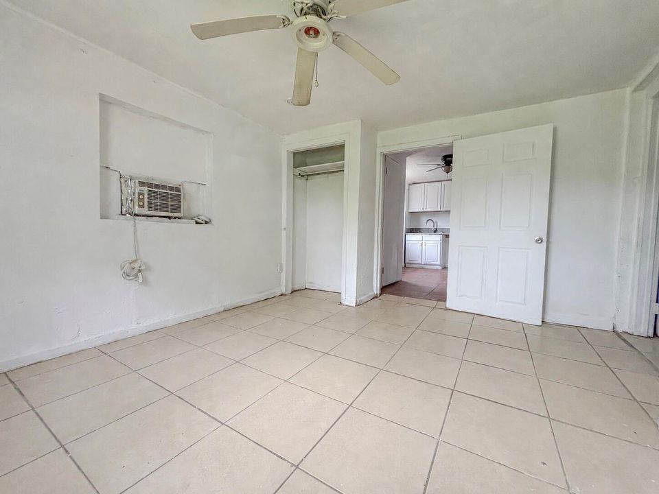 Final Pics_6142 SW 40th Ct_006