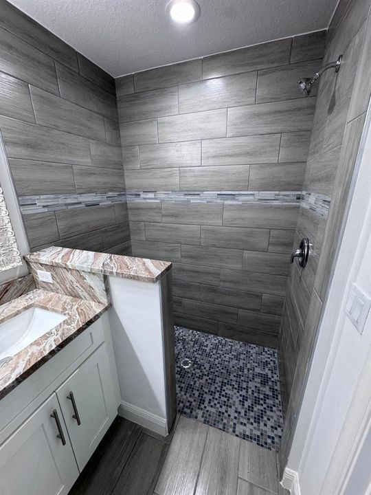 Master Bath4