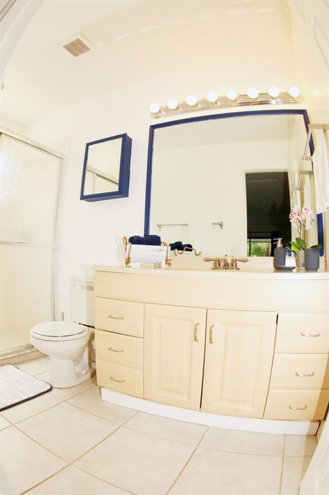 08 master bath 1 copy