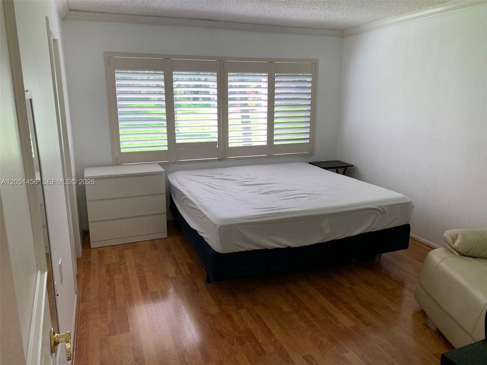 В аренду: $1,950 (3 спален, 2 ванн, 1119 Квадратных фут)