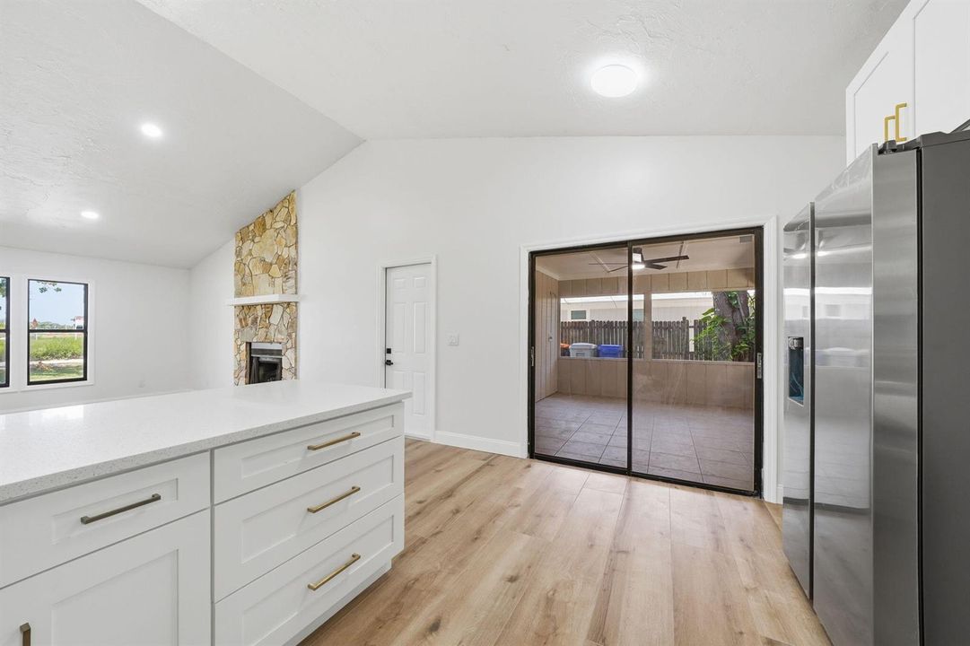14-web-or-mls-306-24th-ave