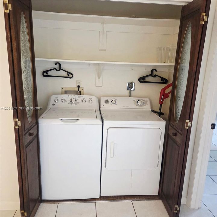 В аренду: $2,600 (2 спален, 2 ванн, 1246 Квадратных фут)