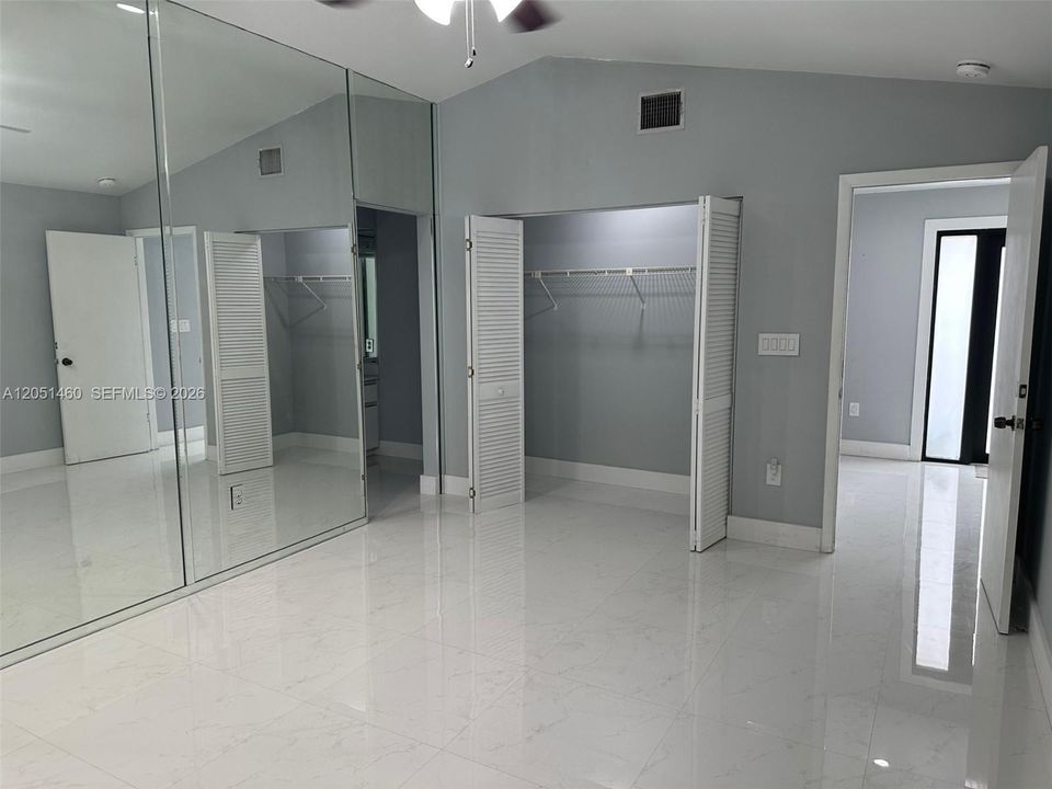 For Sale: $650,000 (3 beds, 3 baths, 1540 Square Feet)
