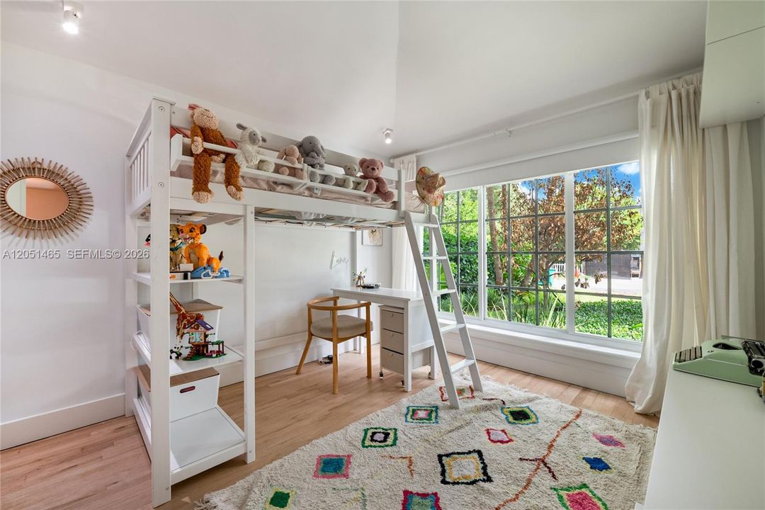 For Sale: $3,149,000 (4 beds, 3 baths, 2456 Square Feet)