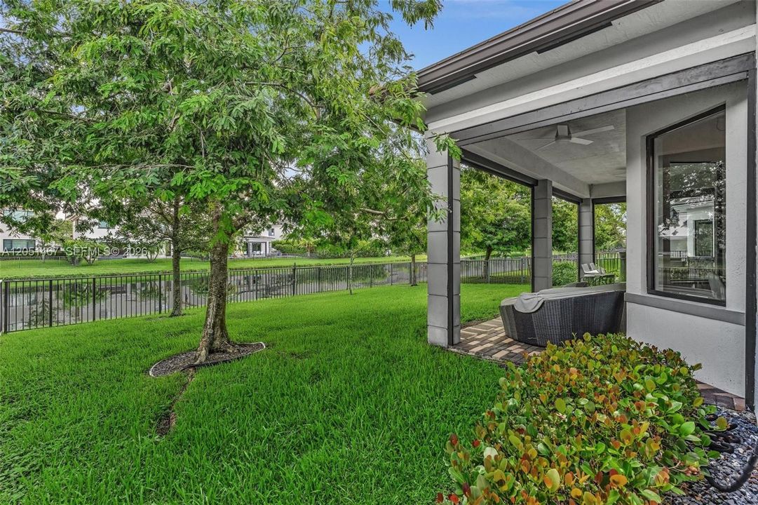For Sale: $1,325,000 (4 beds, 4 baths, 3544 Square Feet)