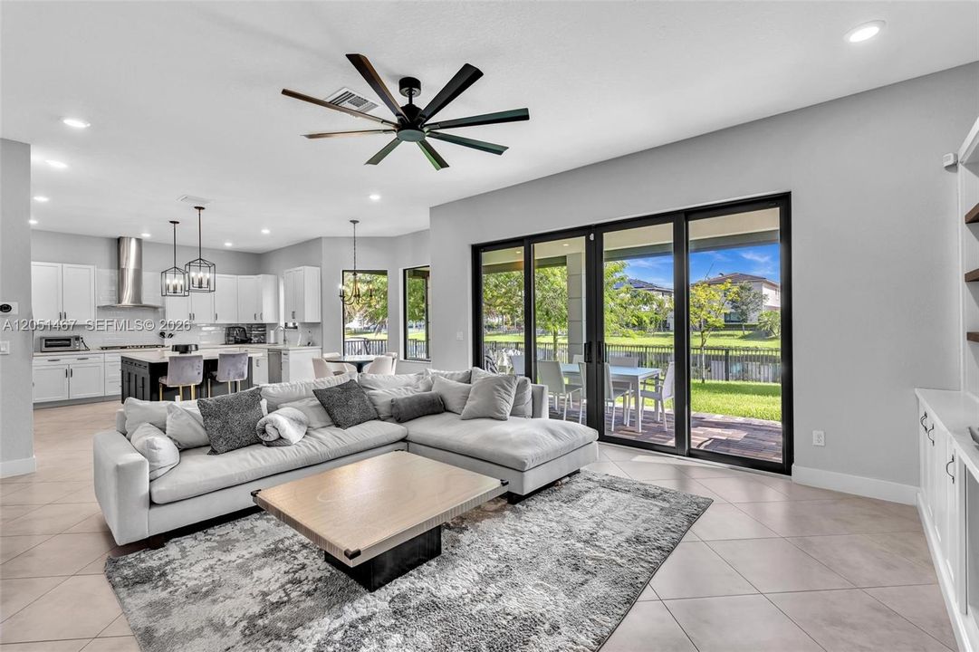 For Sale: $1,325,000 (4 beds, 4 baths, 3544 Square Feet)
