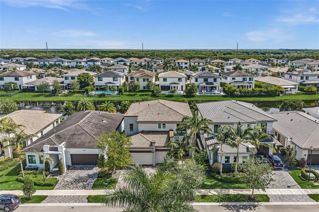 For Sale: $1,325,000 (4 beds, 4 baths, 3544 Square Feet)