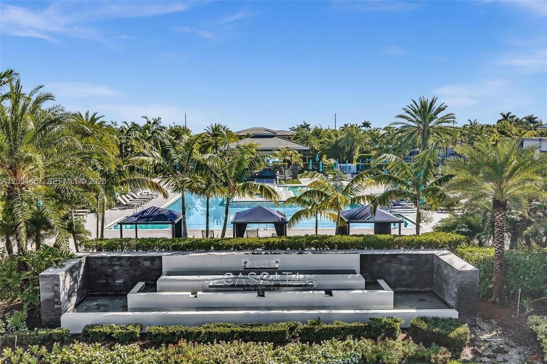 For Sale: $1,325,000 (4 beds, 4 baths, 3544 Square Feet)