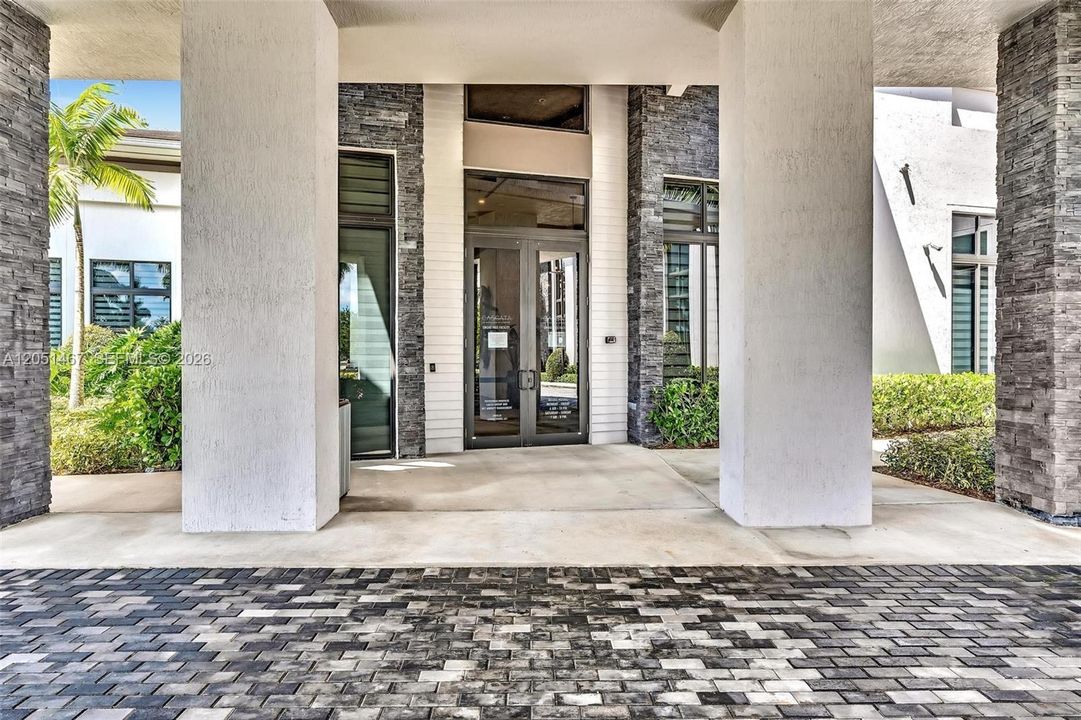 For Sale: $1,325,000 (4 beds, 4 baths, 3544 Square Feet)
