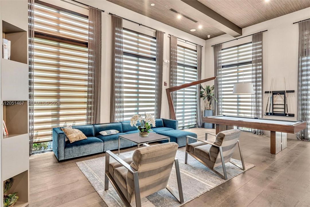 For Sale: $1,325,000 (4 beds, 4 baths, 3544 Square Feet)