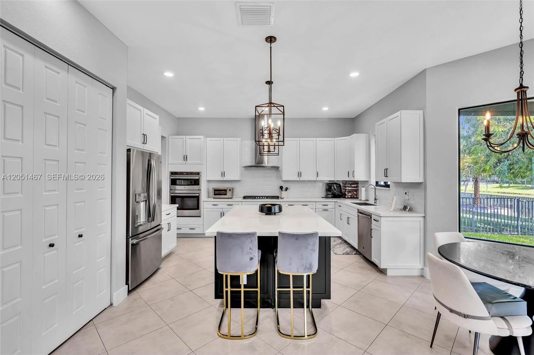For Sale: $1,325,000 (4 beds, 4 baths, 3544 Square Feet)