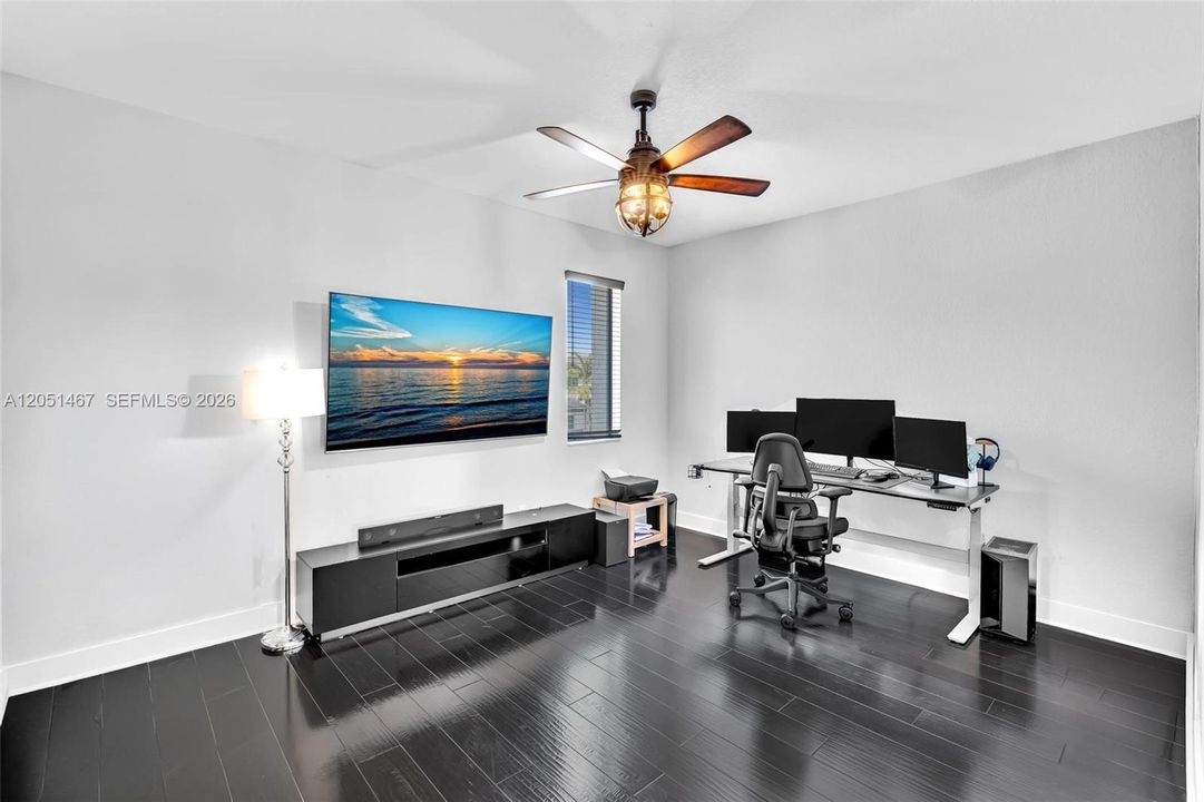 For Sale: $1,325,000 (4 beds, 4 baths, 3544 Square Feet)
