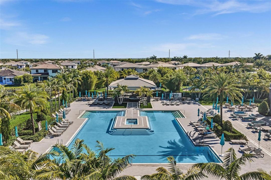 For Sale: $1,325,000 (4 beds, 4 baths, 3544 Square Feet)