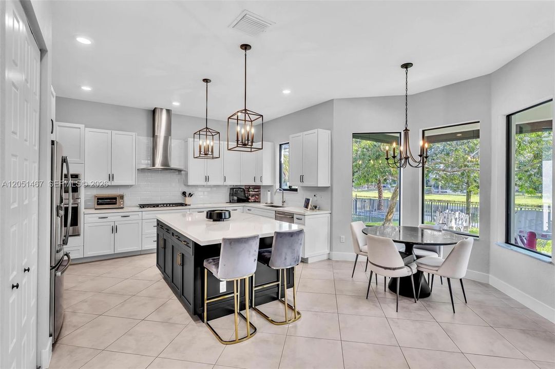 For Sale: $1,325,000 (4 beds, 4 baths, 3544 Square Feet)