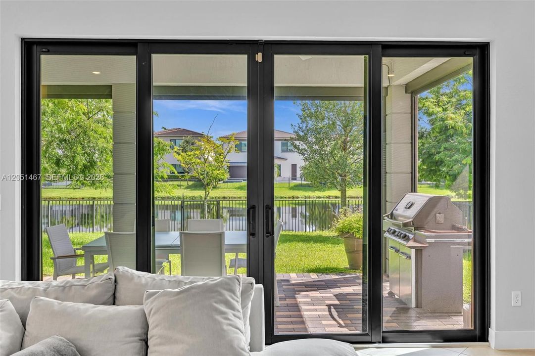 For Sale: $1,325,000 (4 beds, 4 baths, 3544 Square Feet)