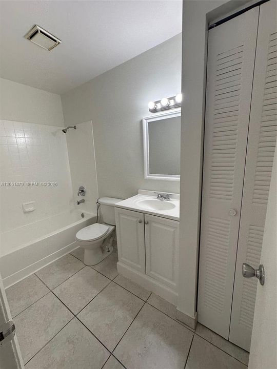 For Rent: $1,700 (1 beds, 1 baths, 583 Square Feet)