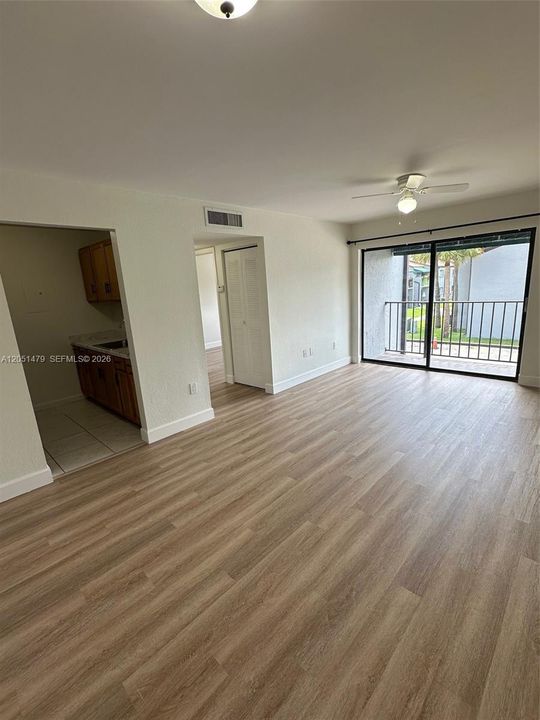 For Rent: $1,700 (1 beds, 1 baths, 583 Square Feet)