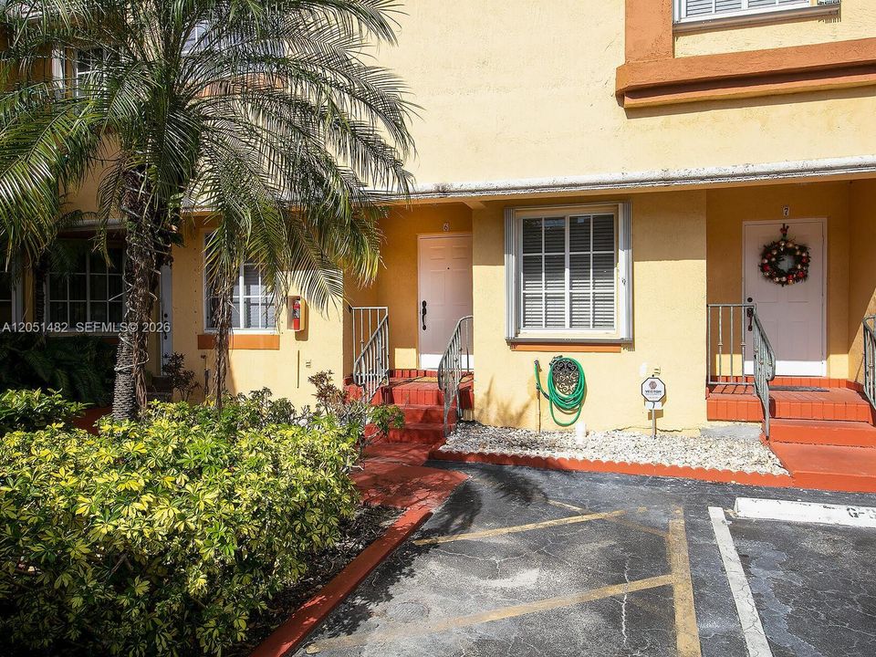 En Renta: $2,850 (2 camas, 2 baños, 1250 Pies cuadrados)