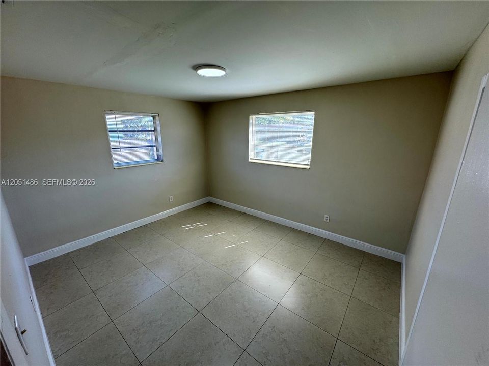 En Renta: $2,895 (3 camas, 1 baños, 1464 Pies cuadrados)