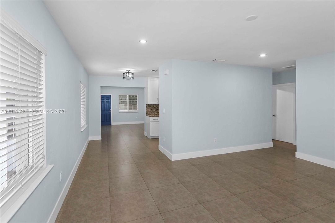 For Rent: $3,600 (3 beds, 2 baths, 1300 Square Feet)