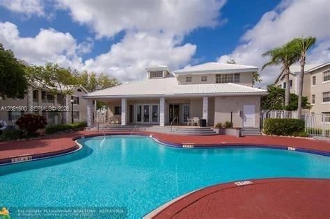 For Rent: $1,694 (1 beds, 1 baths, 804 Square Feet)