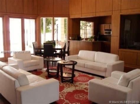For Rent: $1,694 (1 beds, 1 baths, 804 Square Feet)