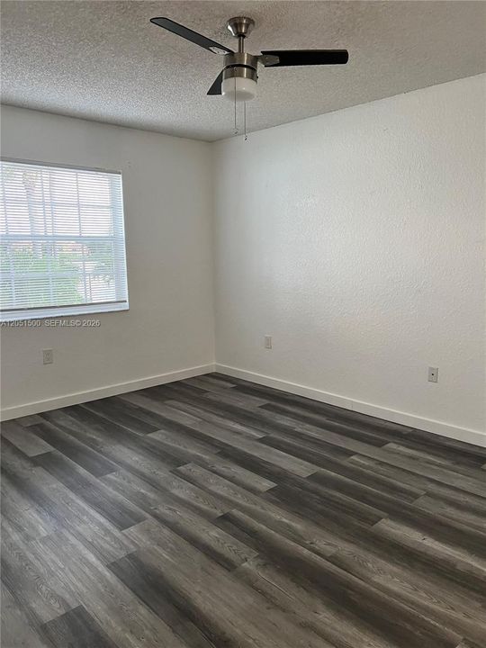 For Rent: $1,694 (1 beds, 1 baths, 804 Square Feet)