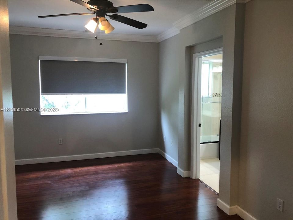 В аренду: $2,750 (3 спален, 2 ванн, 1571 Квадратных фут)