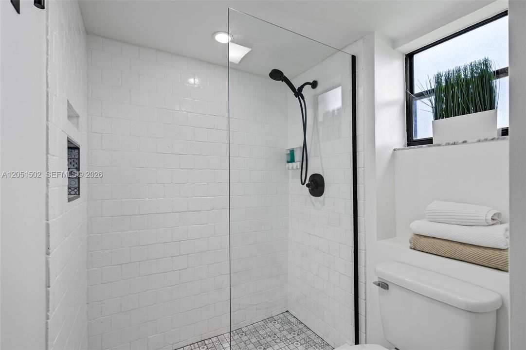 В аренду: $4,500 (2 спален, 2 ванн, 1176 Квадратных фут)
