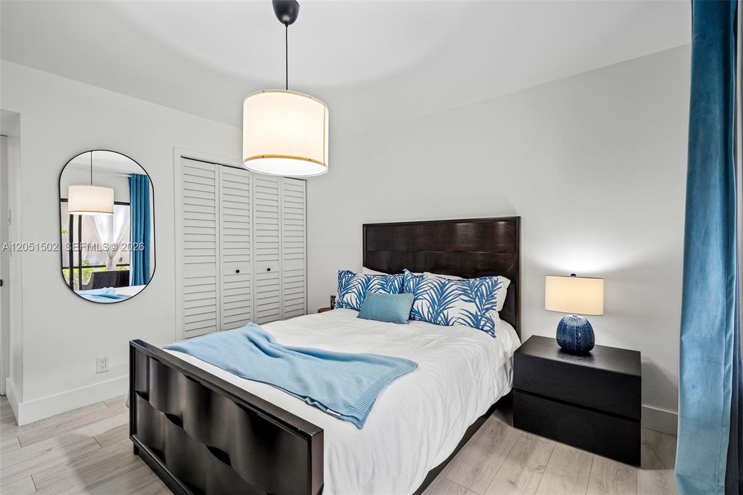 В аренду: $4,500 (2 спален, 2 ванн, 1176 Квадратных фут)