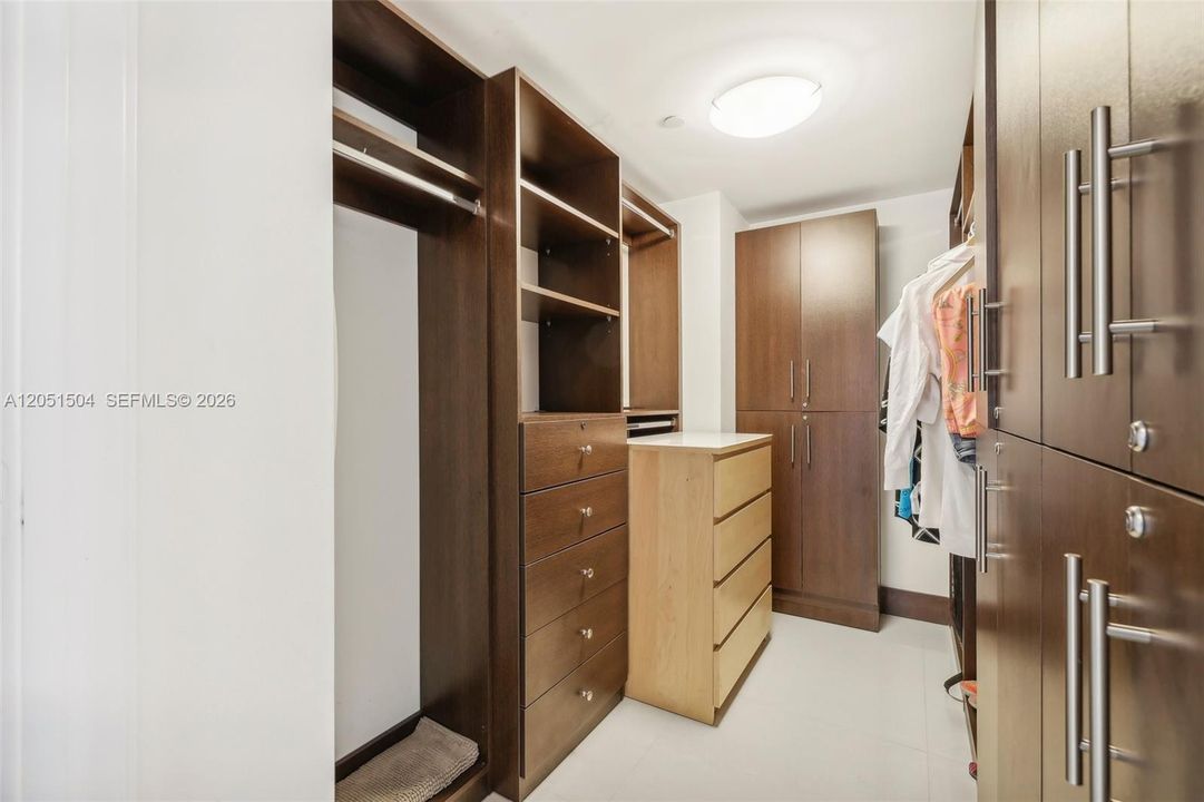 En Renta: $5,490 (2 camas, 2 baños, 1700 Pies cuadrados)
