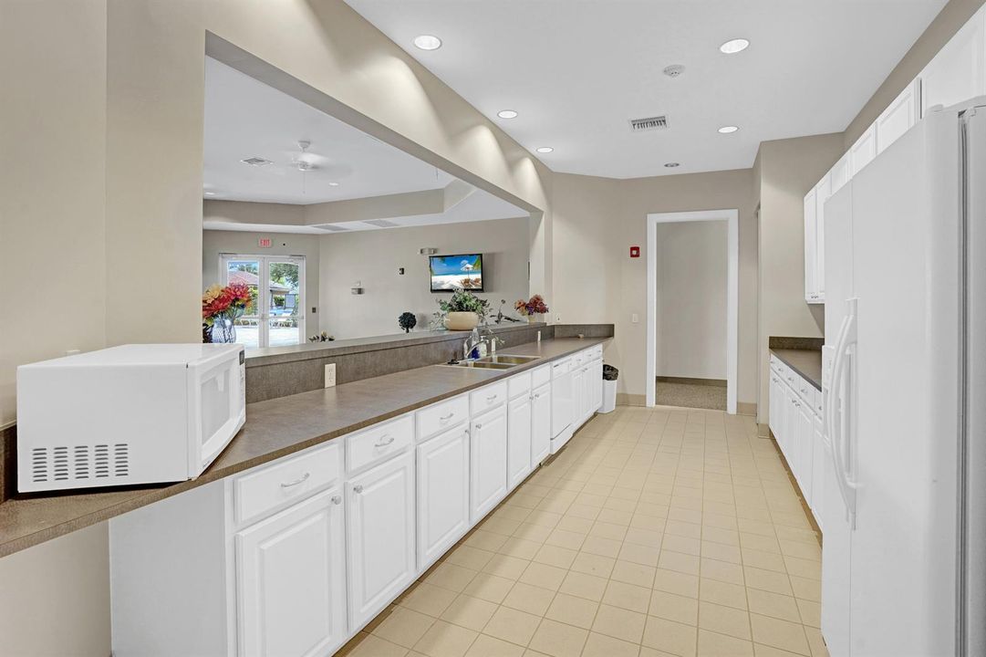 Clubhouse Kitchen