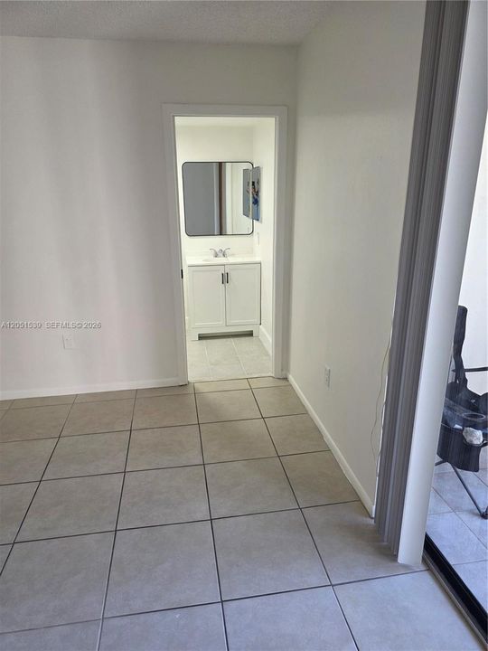En Renta: $2,300 (2 camas, 2 baños, 965 Pies cuadrados)