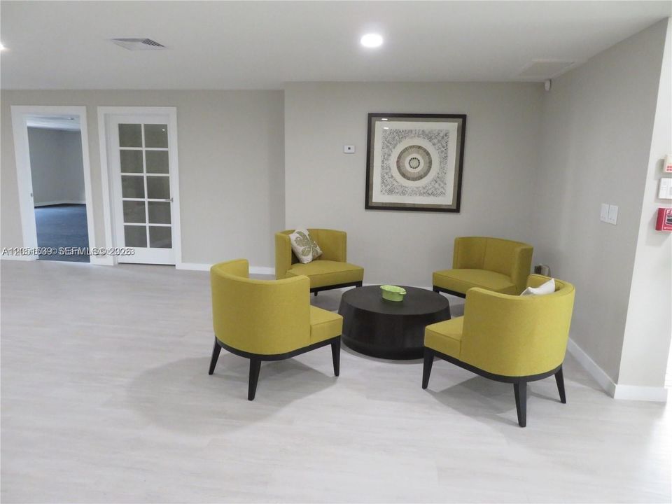 CLUBHOUSE
