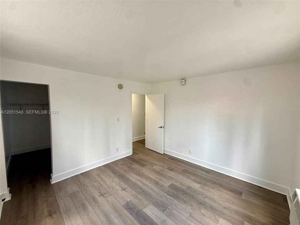 В аренду: $1,800 (1 спален, 1 ванн, 750 Квадратных фут)