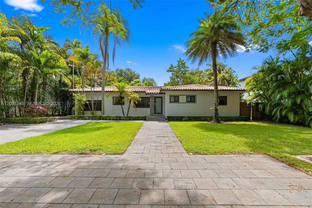 For Rent: $12,000 (4 beds, 3 baths, 1957 Square Feet)