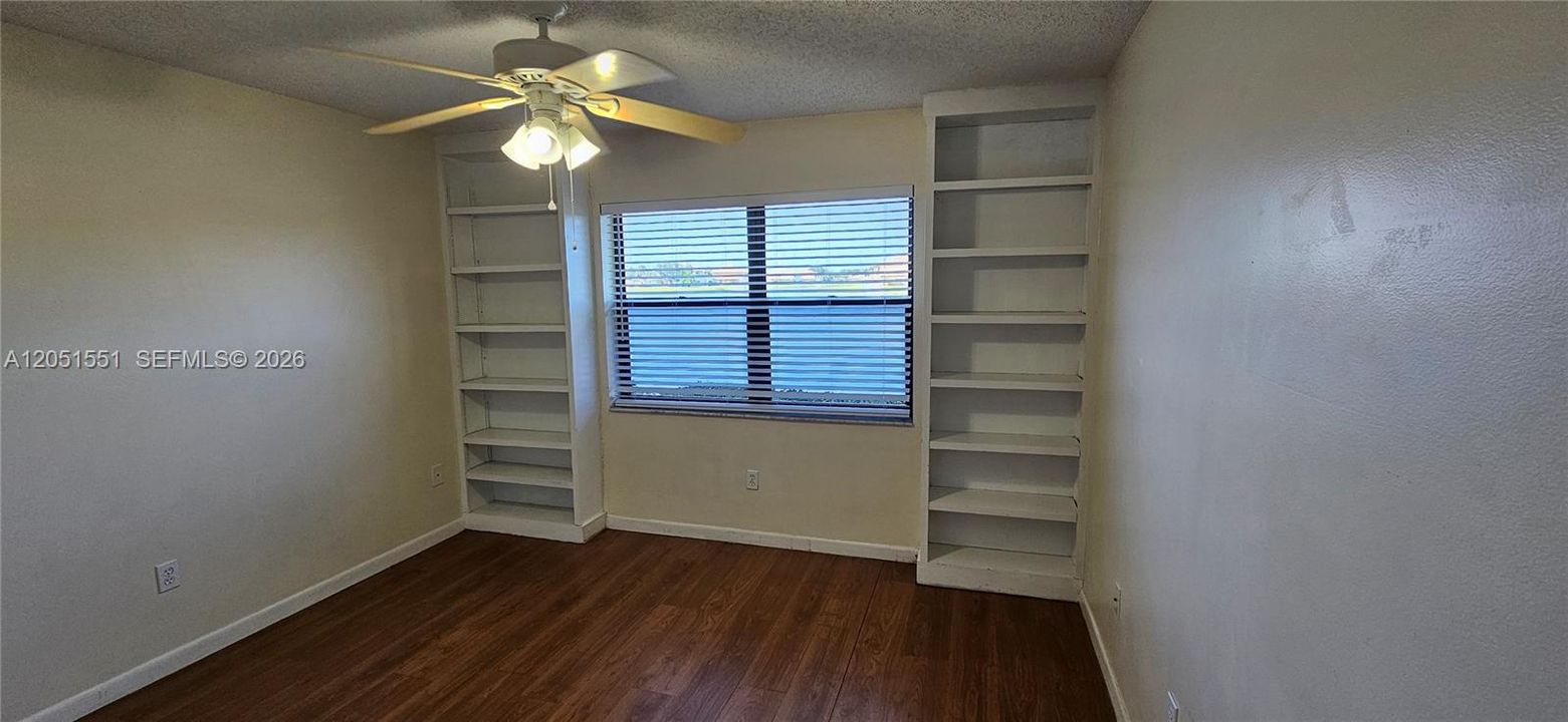 En Venta: $159,900 (2 camas, 2 baños, 1226 Pies cuadrados)