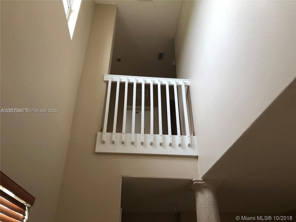 В аренду: $4,800 (5 спален, 4 ванн, 2740 Квадратных фут)