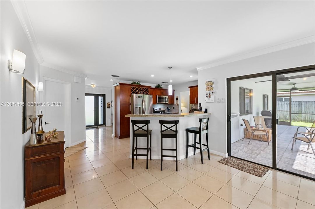 For Sale: $775,000 (3 beds, 2 baths, 1870 Square Feet)