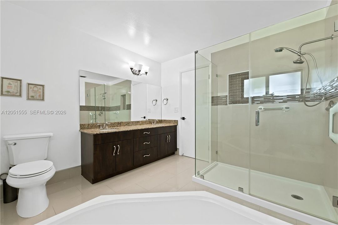 For Sale: $775,000 (3 beds, 2 baths, 1870 Square Feet)