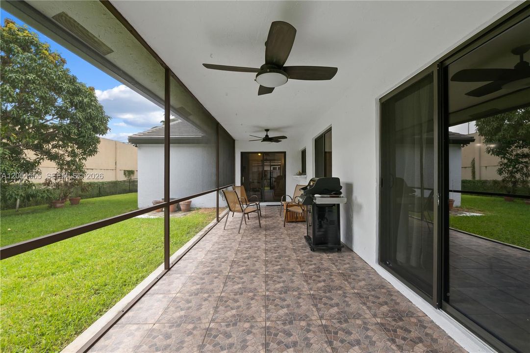 For Sale: $775,000 (3 beds, 2 baths, 1870 Square Feet)