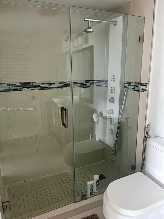 For Rent: $4,700 (2 beds, 2 baths, 1484 Square Feet)