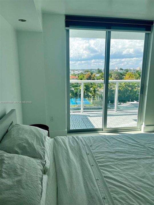 For Rent: $4,700 (2 beds, 2 baths, 1484 Square Feet)