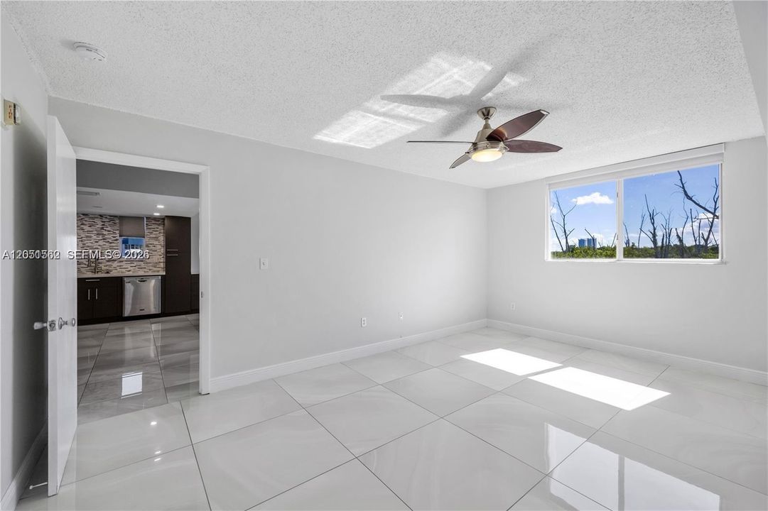 For Sale: $429,000 (1 beds, 2 baths, 1340 Square Feet)